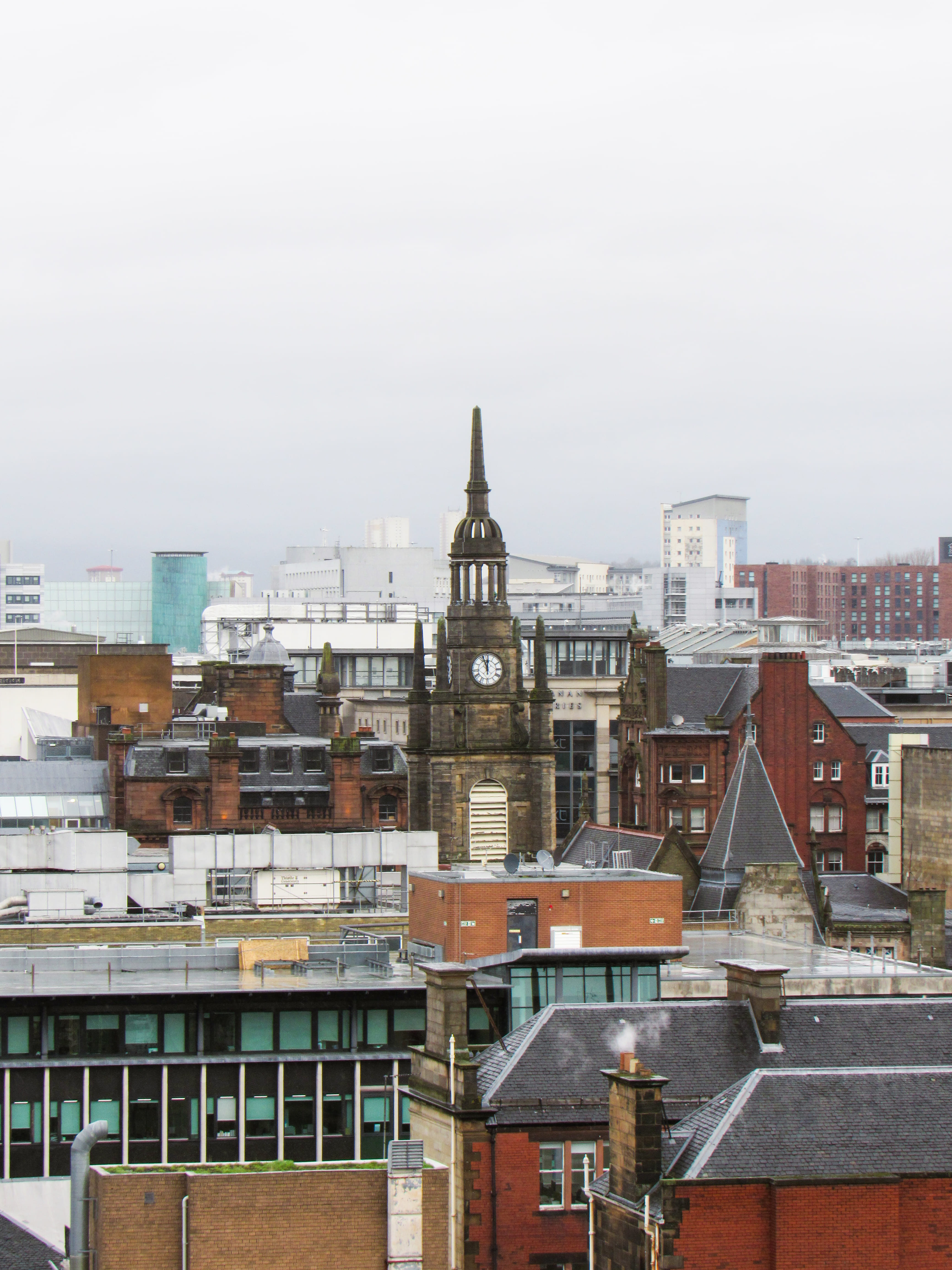 Glasgow utiliza tecnologia para parar o trânsito e dar prioridade ao bike bus